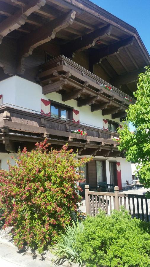 Dep Gaestehaus Residenz Neukirchen am Großvenediger Eksteriør billede